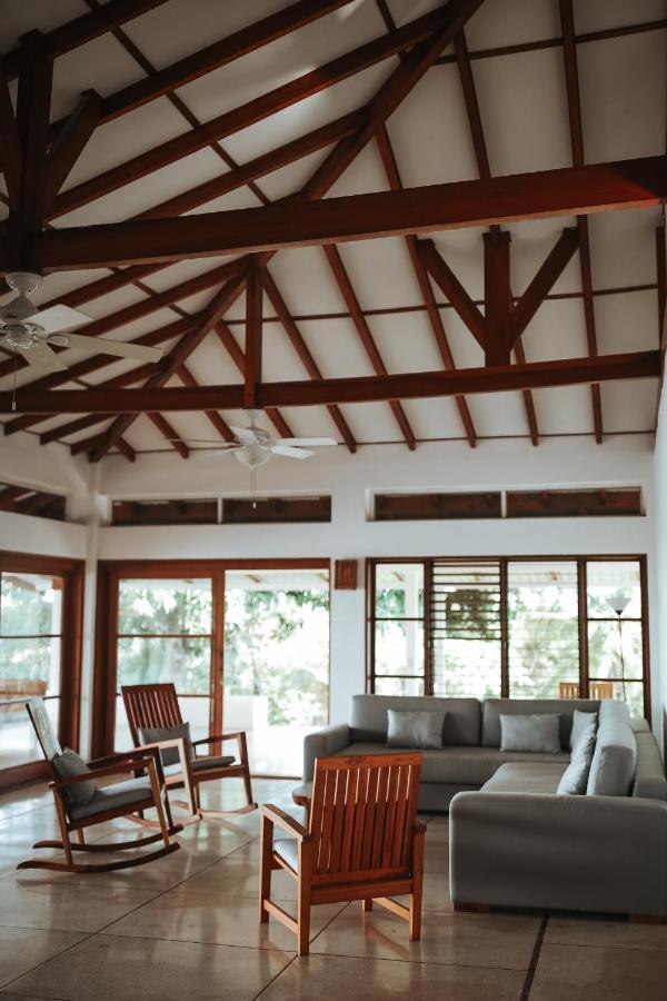 Puerto Coyote Salvatierra Beachfront Hotel מראה חיצוני תמונה